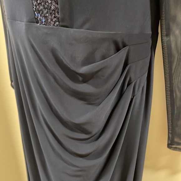 Ralph Lauren gown - Picture 4 of 5